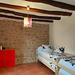 Espacioso Pajar Con Chimenea Y Bbq En El Matarrana Lledo