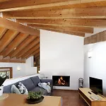 Espacioso Pajar Con Chimenea Y Bbq En El Matarrana 度假居