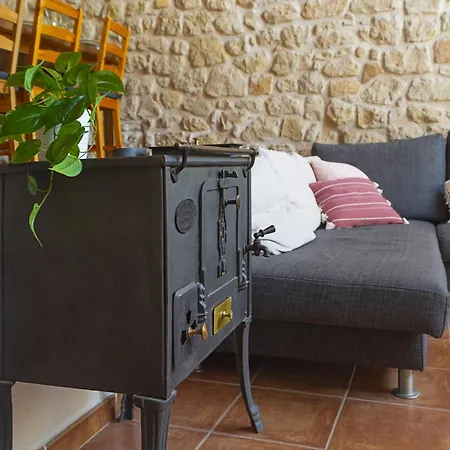 Espacioso Pajar Con Chimenea Y Bbq En El Matarrana Lledo