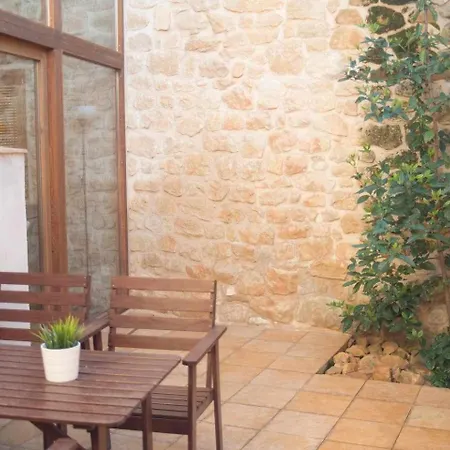 Casa de Férias Espacioso Pajar Con Chimenea Y Bbq En El Matarrana *