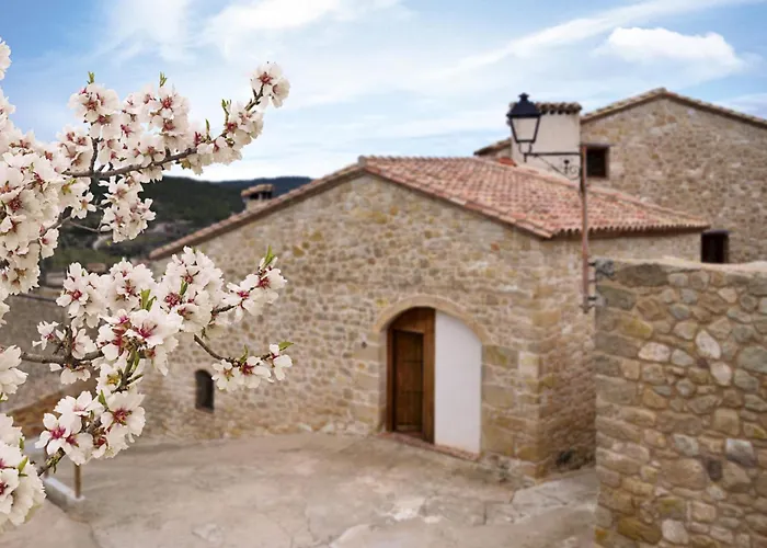 Espacioso Pajar Con Chimenea Y Bbq En El Matarrana * Lledo