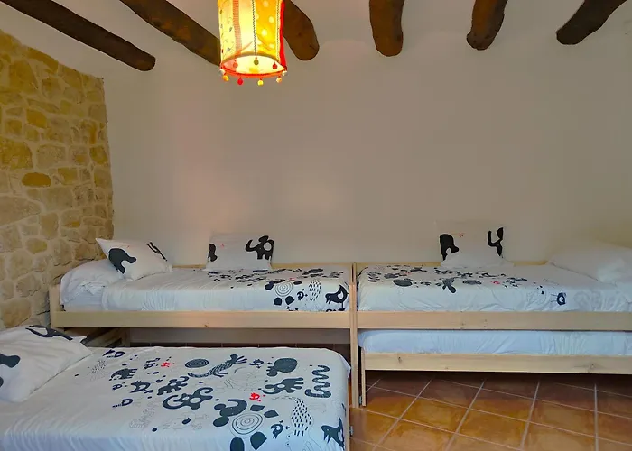 Espacioso Pajar Con Chimenea Y Bbq En El Matarrana Lledo