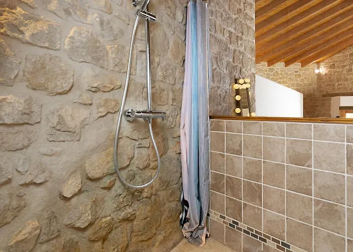 Espacioso Pajar Con Chimenea Y Bbq En El Matarrana Semesterbostad *