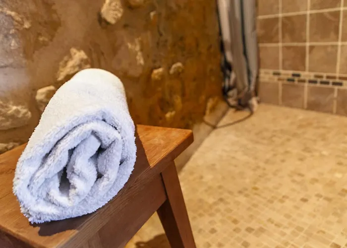 Espacioso Pajar Con Chimenea Y Bbq En El Matarrana Semesterbostad Lledo