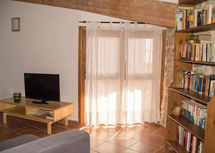 Espacioso Pajar Con Chimenea Y Bbq En El Matarrana *