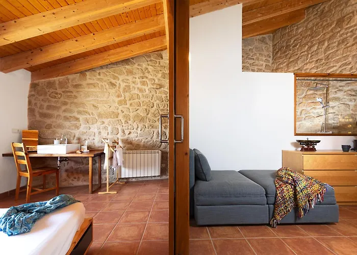 Espacioso Pajar Con Chimenea Y Bbq En El Matarrana Lledo