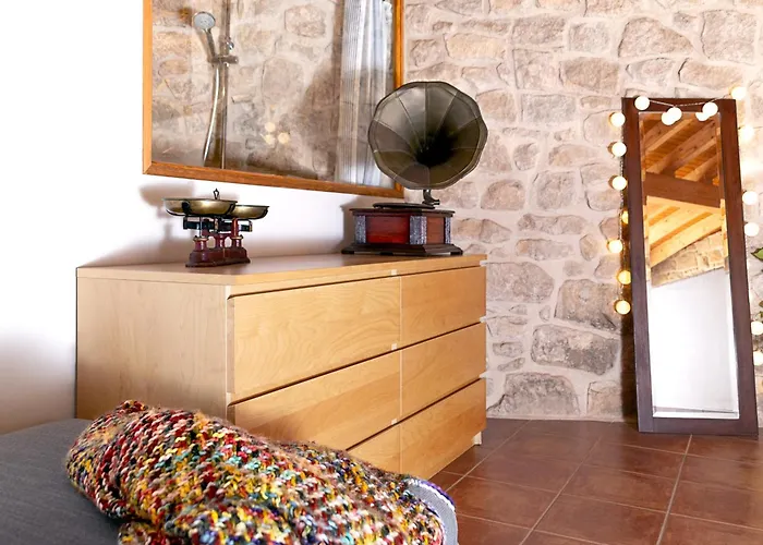 Espacioso Pajar Con Chimenea Y Bbq En El Matarrana Semesterbostad *