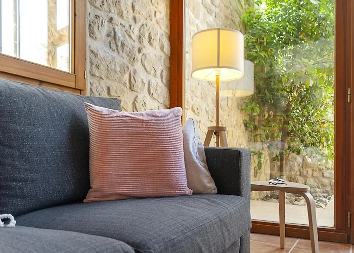 Espacioso Pajar Con Chimenea Y Bbq En El Matarrana