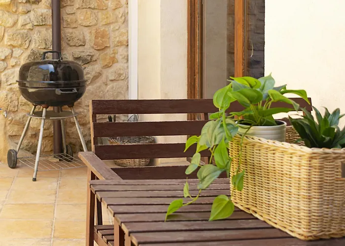 Espacioso Pajar Con Chimenea Y Bbq En El Matarrana